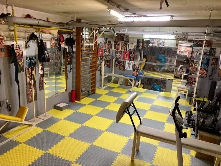 Sportovní fitness puzzle podlaha