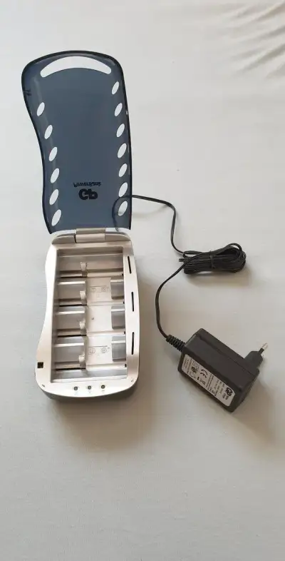 Nabíječka baterií.