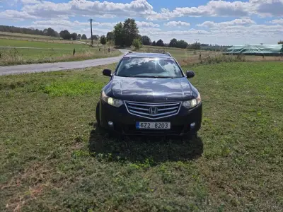 Honda Accord – 2008, 290 000 km
