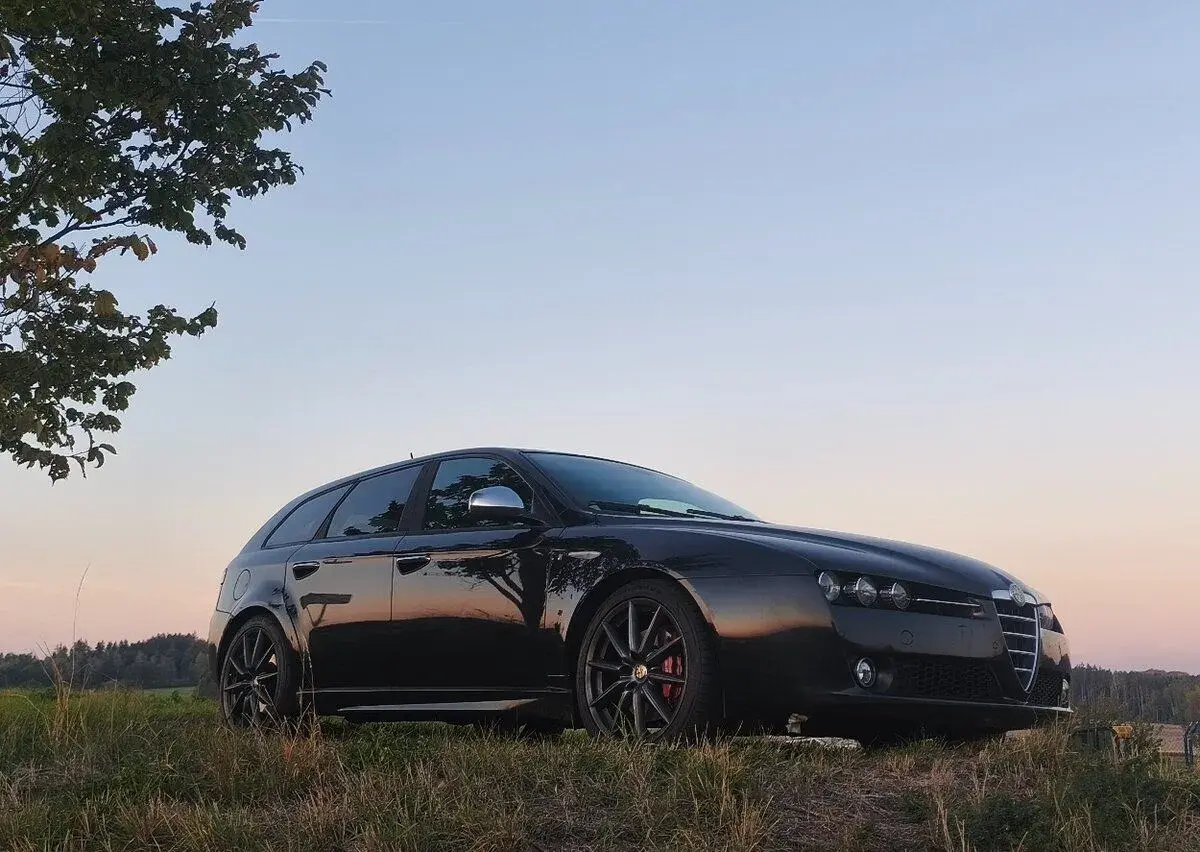 Alfa Romeo 159