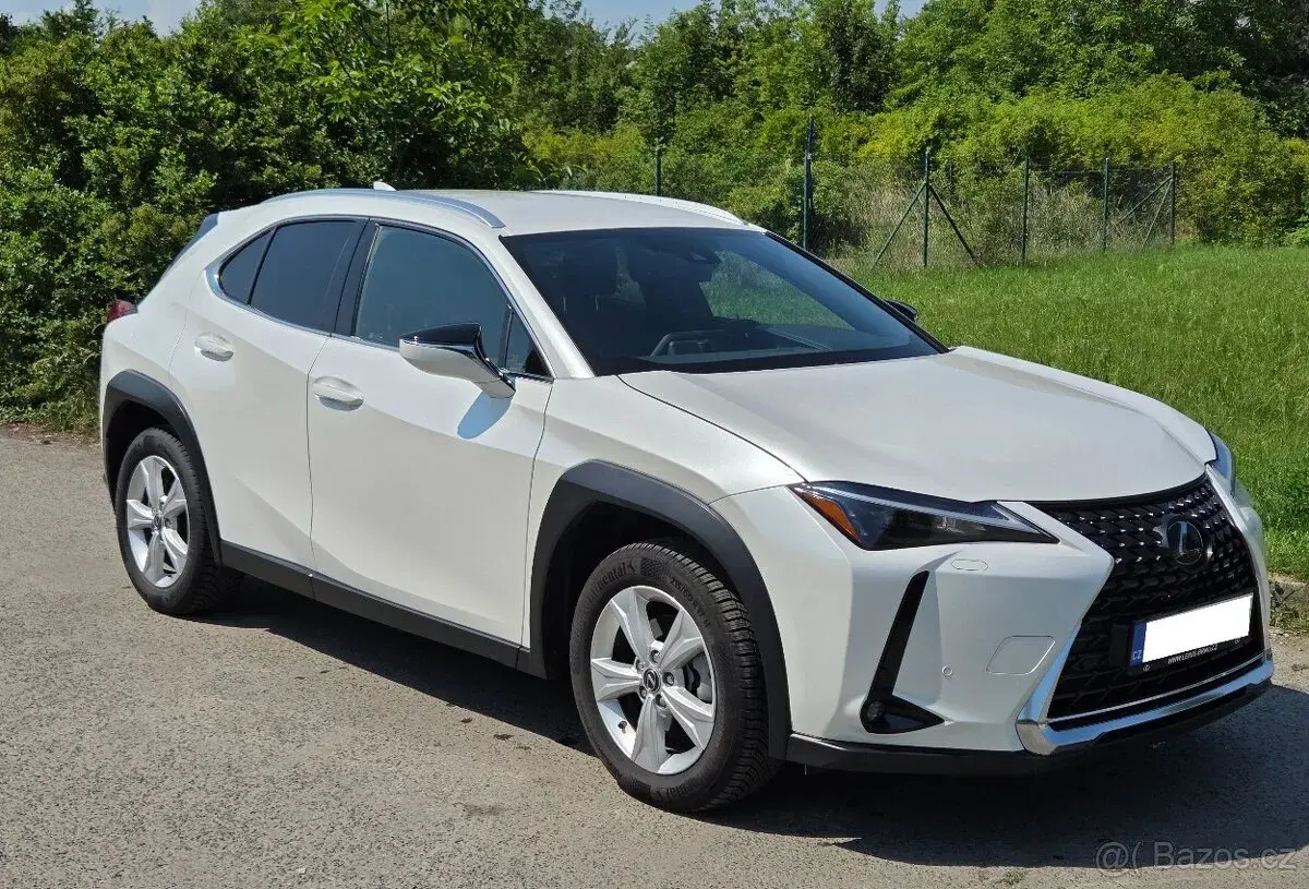Lexus UX – 2023, 34 000 km