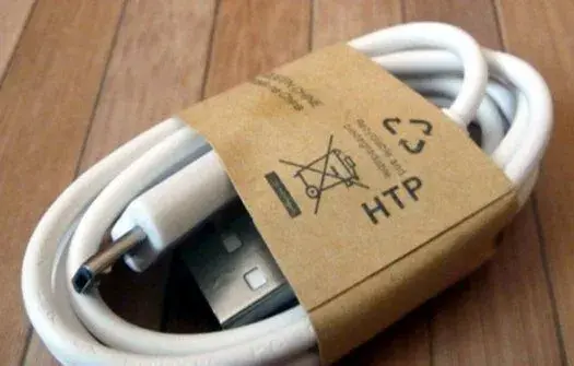 Datový a nabíjecí kabel USB Micro B - bílý