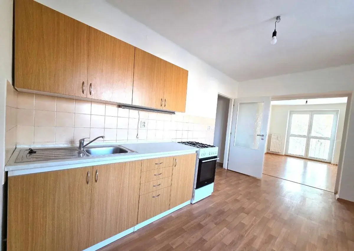 Pronájem bytu 2+1 50 m²po rekonstrukci, Ostrava - Hrabůvka