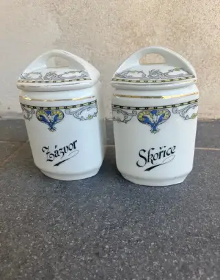 Staré porcelánové kořenky, Zázvor, Skořice