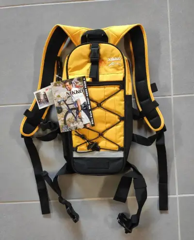 - NOVÝ – Cyklo batoh na kolo malý lehký i jako CAMELBAG 4l –