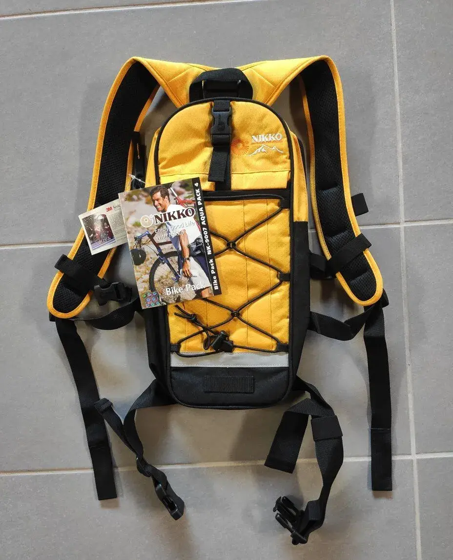 - NOVÝ – Cyklo batoh na kolo malý lehký i jako CAMELBAG 4l –