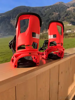 Snowboardové vázaní Burton Cartel EST