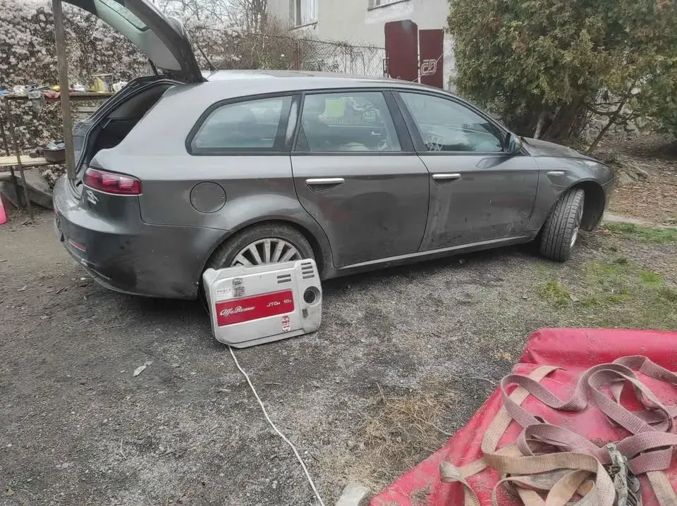 Alfa Romeo 159