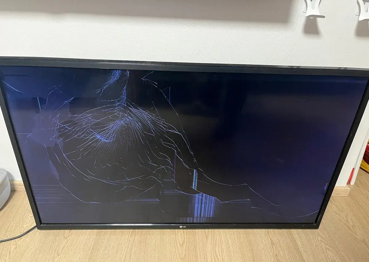 Televize LG 47LW5500 ZA na díly