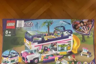 Lego Friends 41395 velký karavan