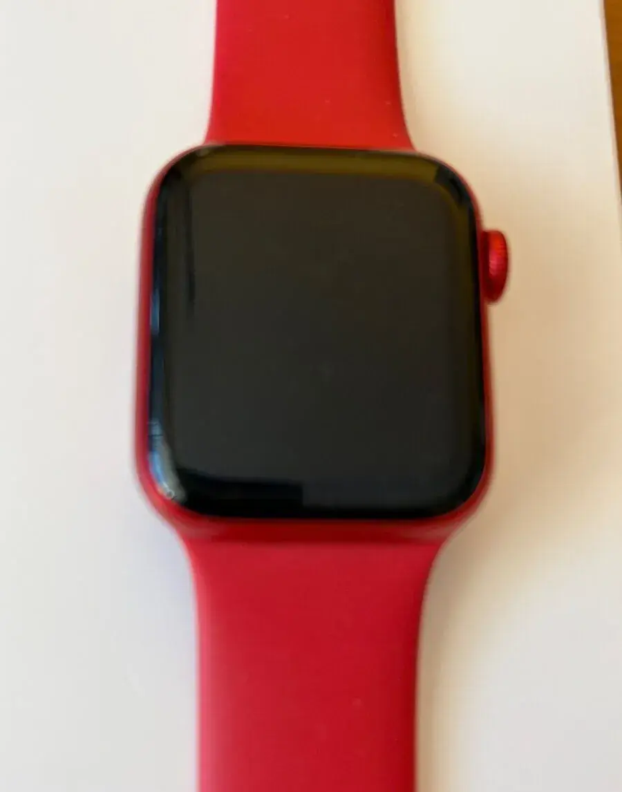 Apple Watch 6, 40 mm, red