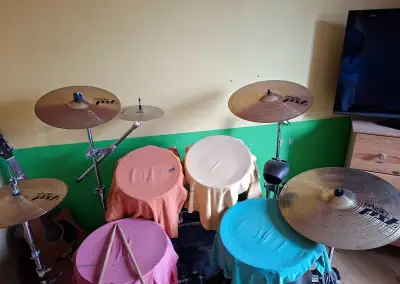 činely Paiste PST 3, ride a hihat