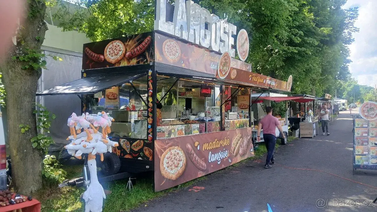 Pojízdnou prodejnu stanek foodtruck občerstvení prode