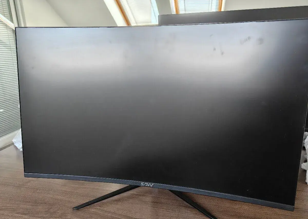 27" zakřivený monitor SANV Z2427J 165MHz– 2K QHD