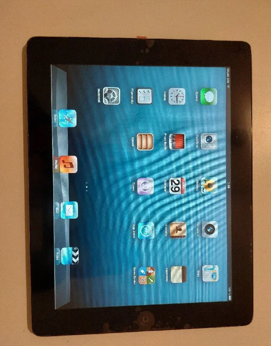 Retro Apple iPad 2 64GB iOS 6.1.3 Jailbreak