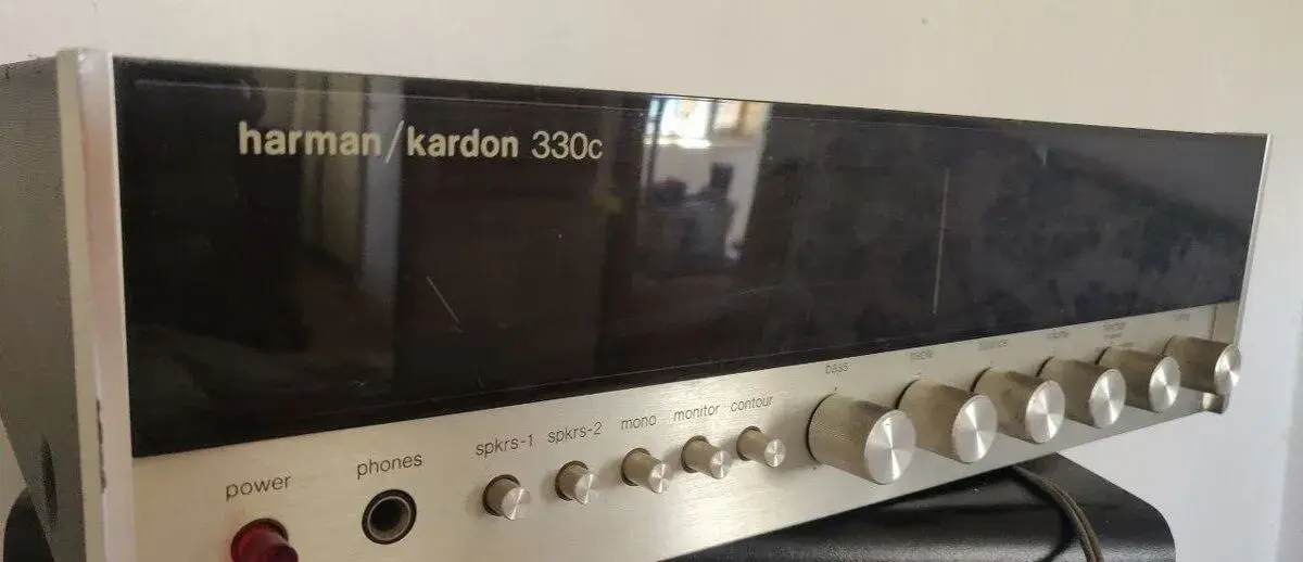 Harman Kardon 330c – Legendární vintage stereo receiver