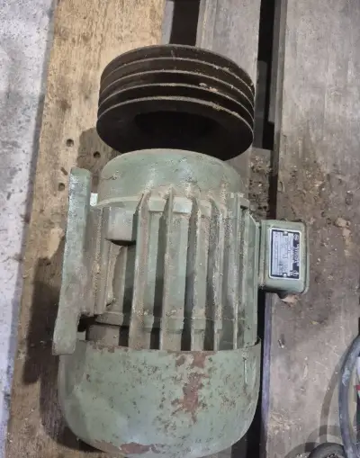 Motor 380V 2.2 kW 2875 ot/min
