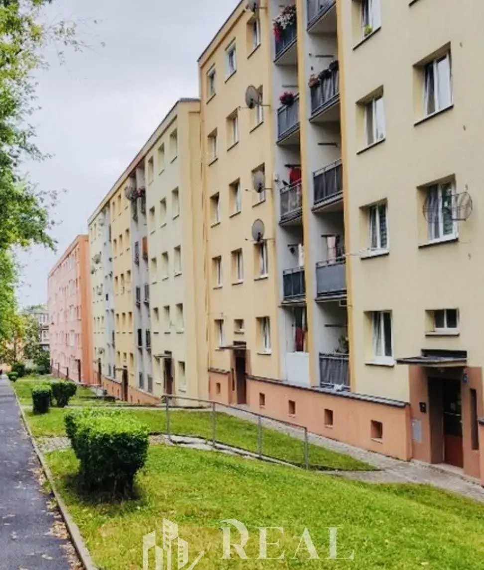 Pronájem, byt 2+kk, 54 m2, OV, Most, ul. Obránců míru