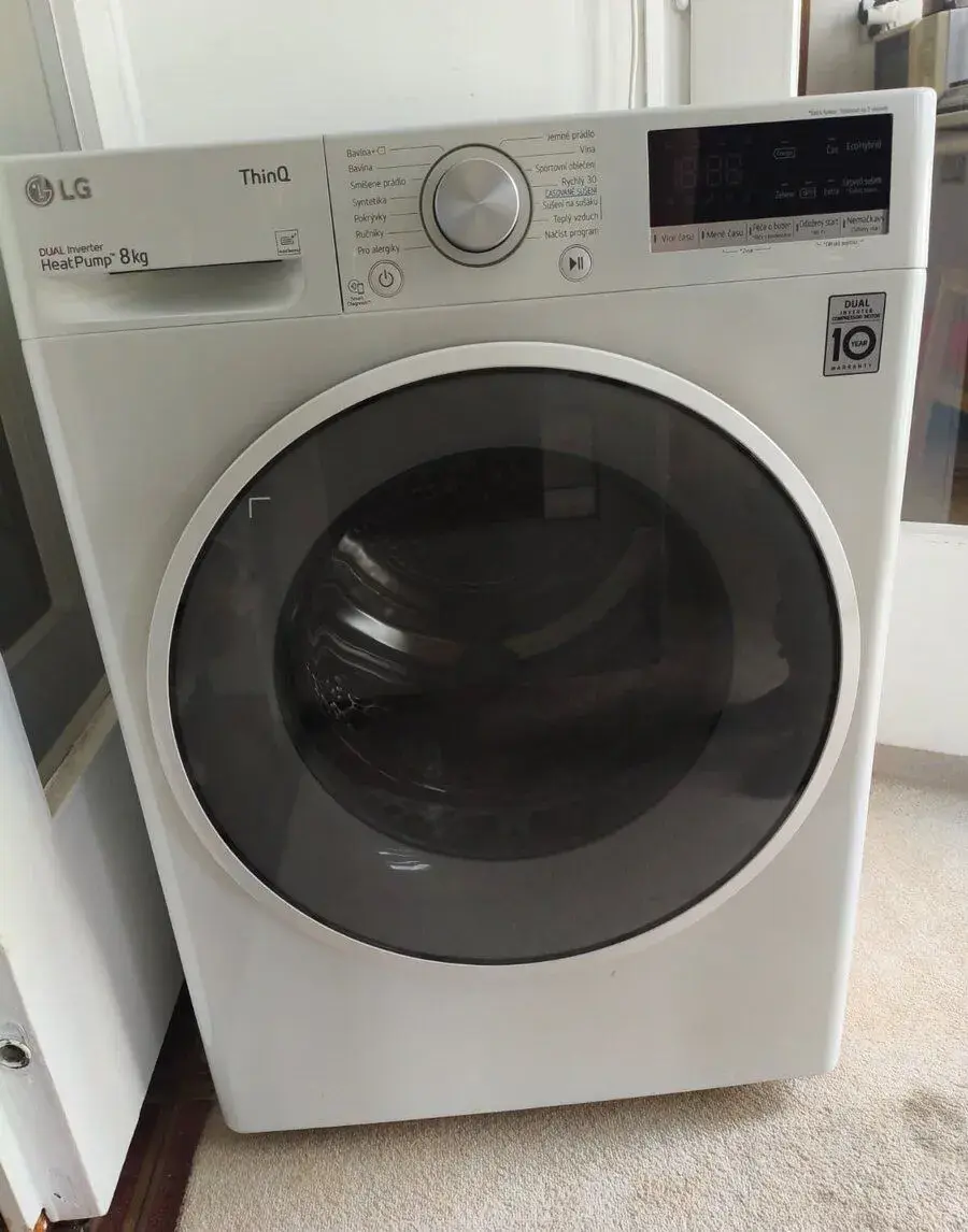 LG RC8TV9AVHN + 10 let záruka na invertorové tepelné čerpadl