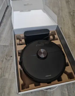 Robotický vysavač Roborock S6 s mopem +nové příslušenství
