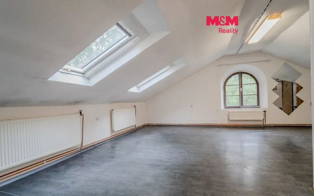 Pronájem obchod a služby, 47 m², Ostrava, ul. Radniční