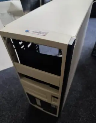 Poškozená case za odvoz