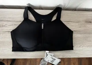 Sportovní podprda Nike - XL (C-E)
