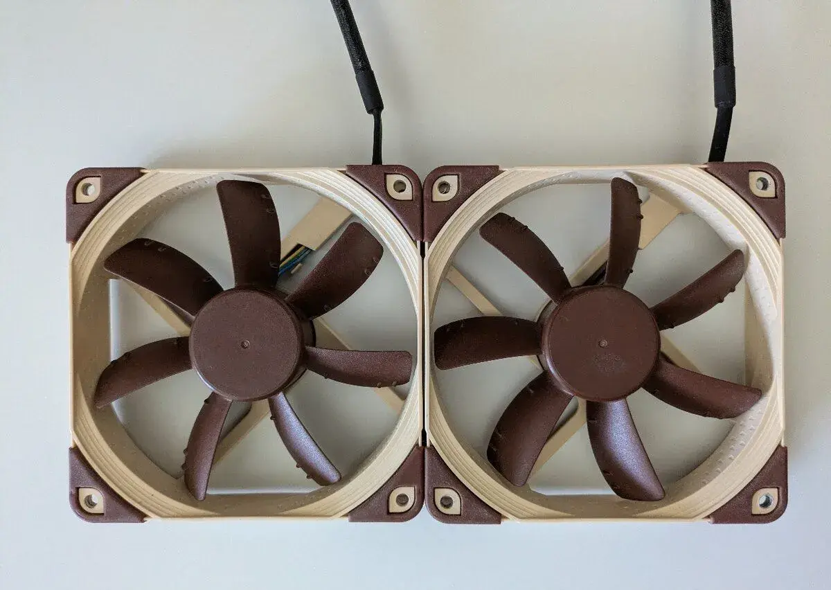 Noctua NF-S12A PWM ventilátor 120mm 2x