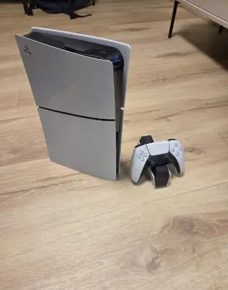Ps5 slim- 1TB
