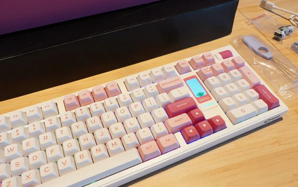 Herní mechanická klávesnice AKKO 5098B Prunus Lannesiana