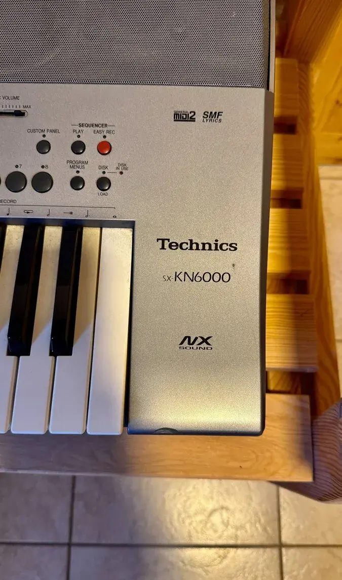 Klávesy / Arranger Technics SX-KN6000