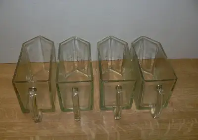 Retro skleněné dózy