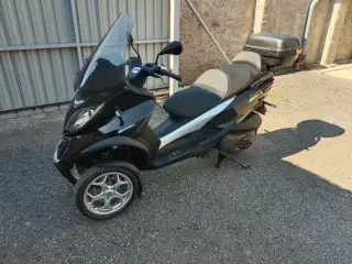 Piaggio mp3 500 hpe LT rv. 2019 Cz doklady v ceně.