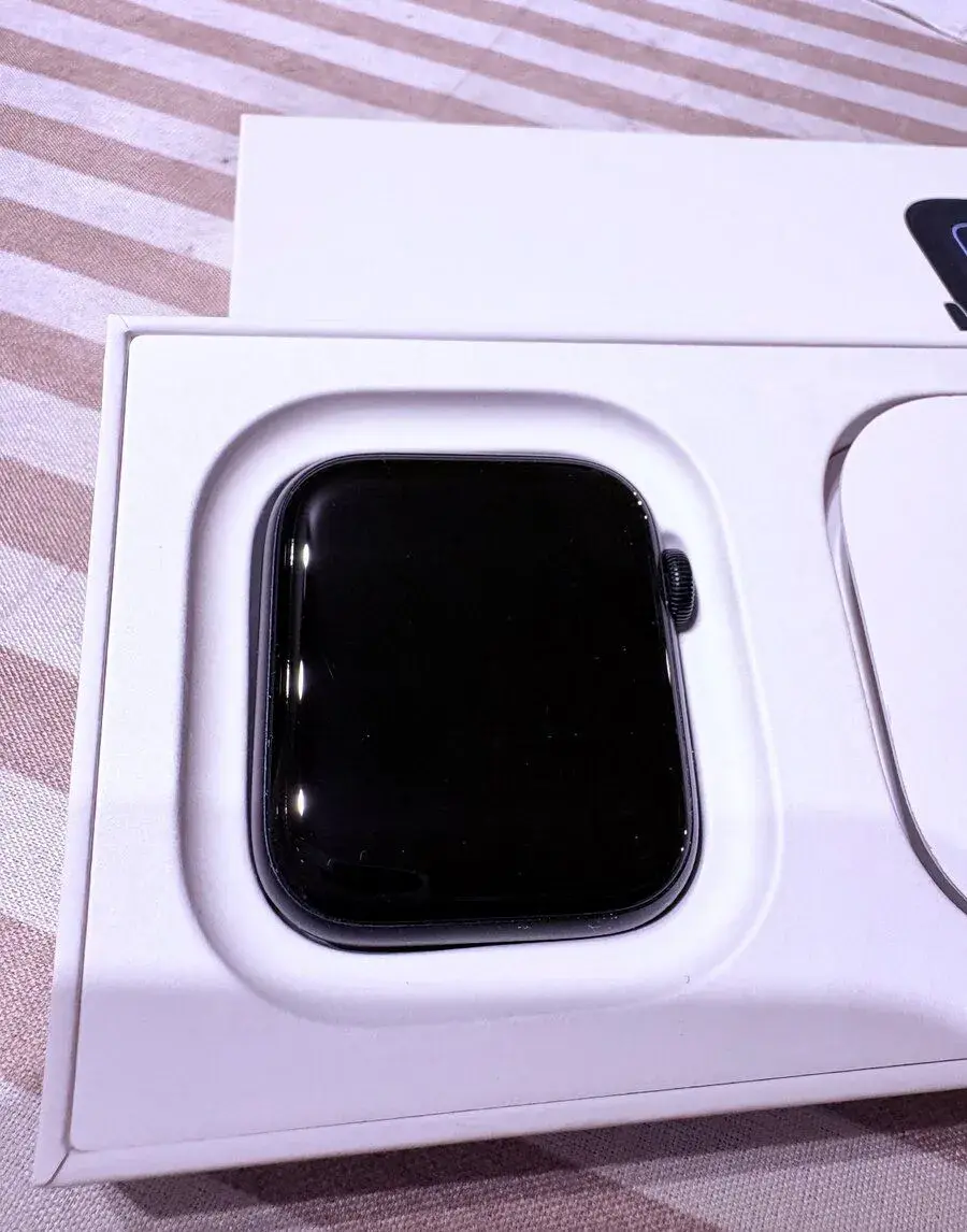 Apple Watch SE 3