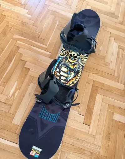 Snowboard Lib Tech Banana Blaster 135 + vázání Burton