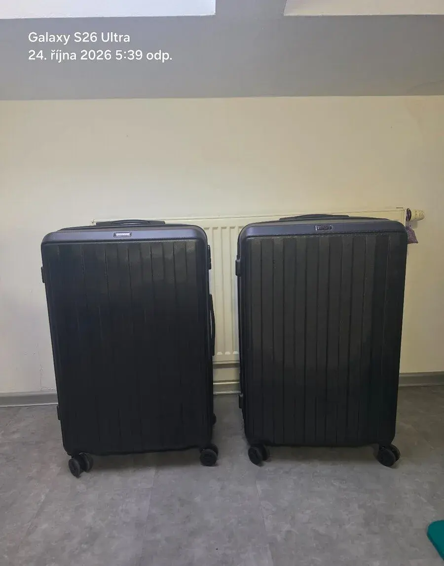 Cestovní skořepinové kufry – jednotlivě i jako celá sada (če