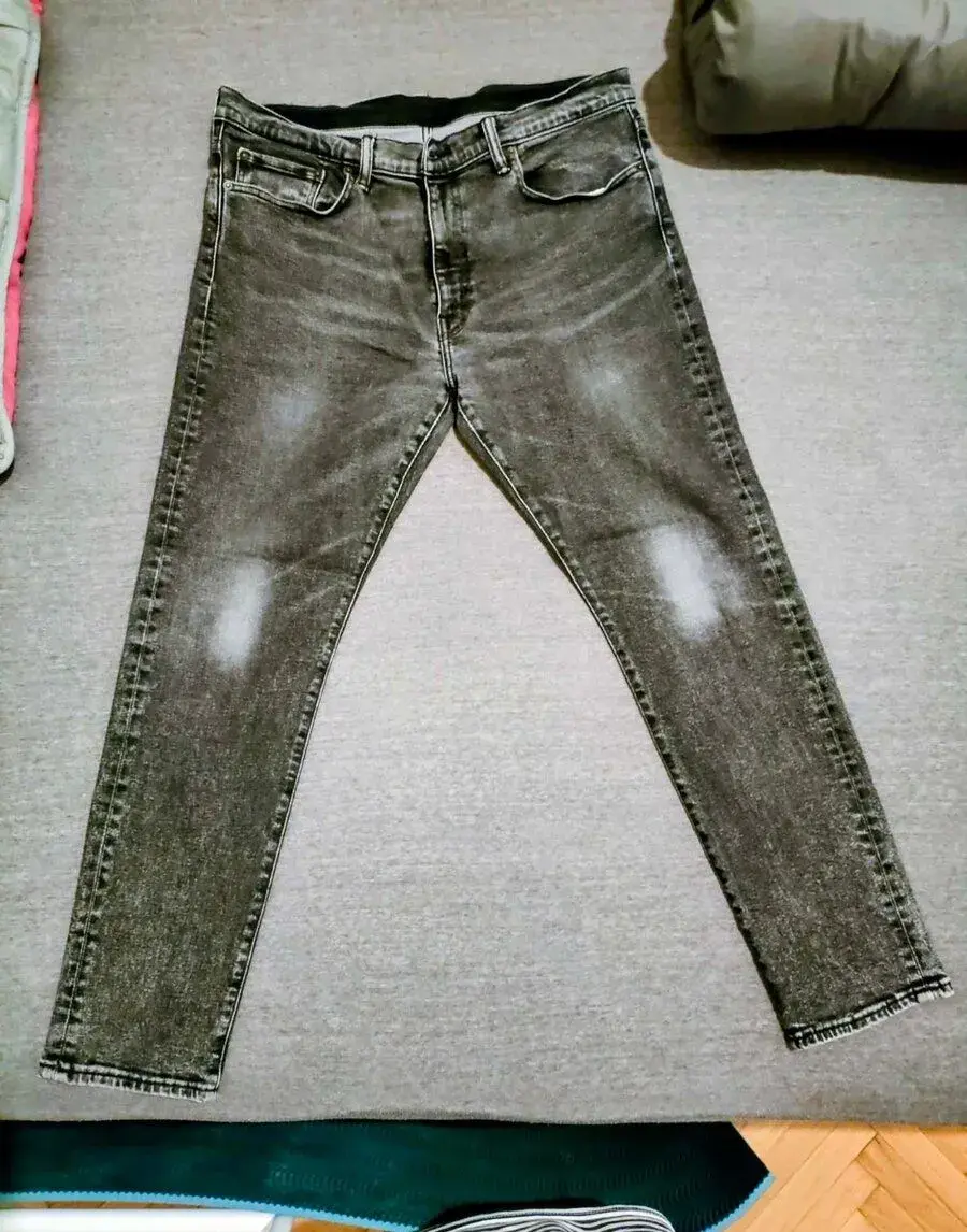 džíny zn. LEVI'S s elastenem, vel.: 36/32, v pase: 99cm