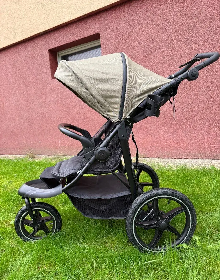 Hauck sporťák runner 3 s ruční brzdou