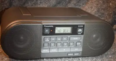 Panasonic RX-D550 přenosné rádio,přehrávač CD s Bluetooth,DO