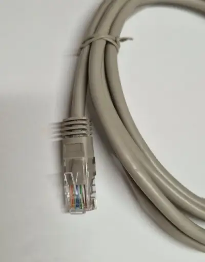 20 ks Síťových LAN kabelů UTP Cat5e (2m)