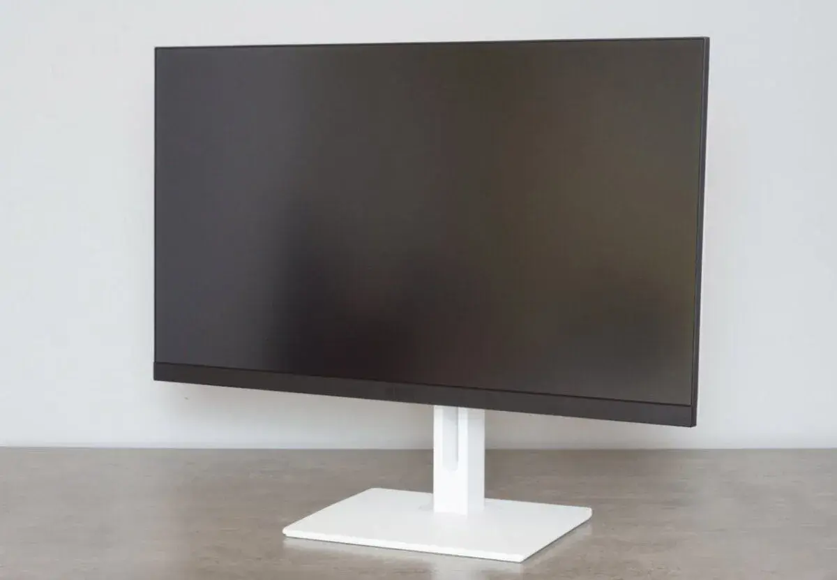 NZXT CANVAS 27F - 27” herní monitor 1080p / 165Hz - NOVÝ