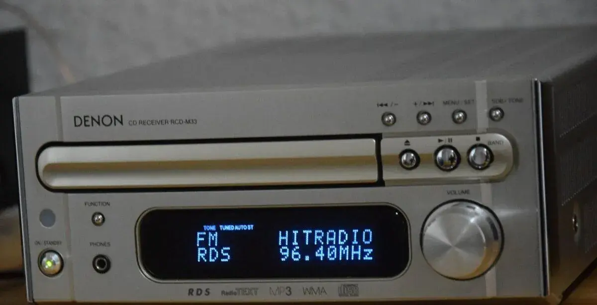 Minisystém DENON RCD-M33, mnoho funkcí, jako nový, DO