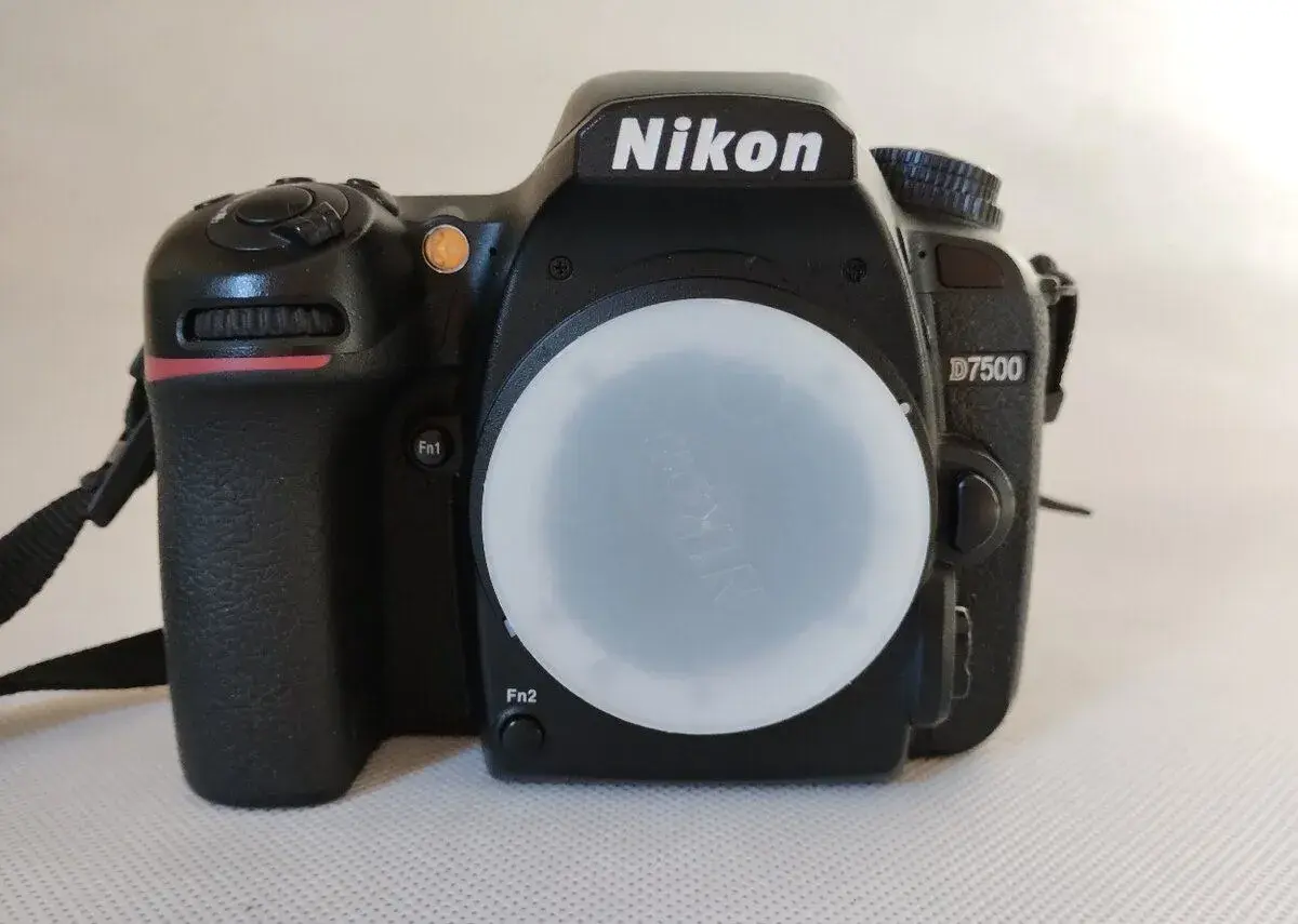 Nikon D7500