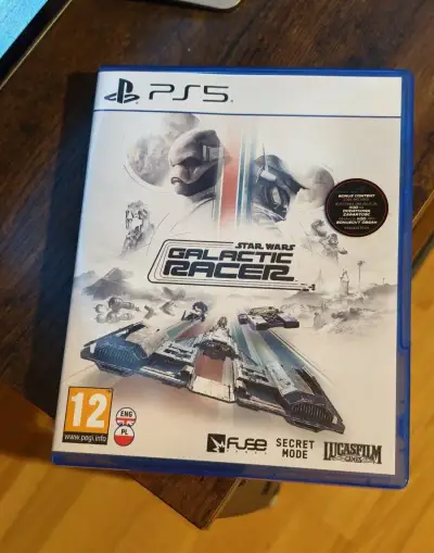 Hra na PS5 - Star wars Galactic Racer