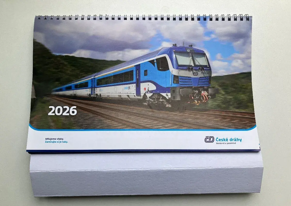 Stolní kalendář ČD 2026