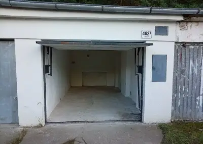 Pronájem garáže - Střekov