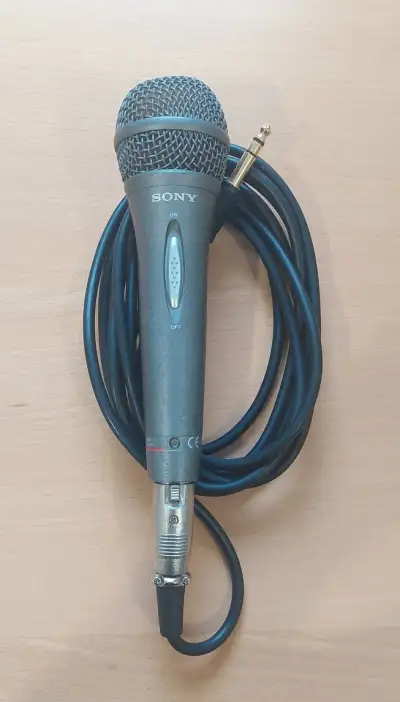 Mikrofon SONY F-V420