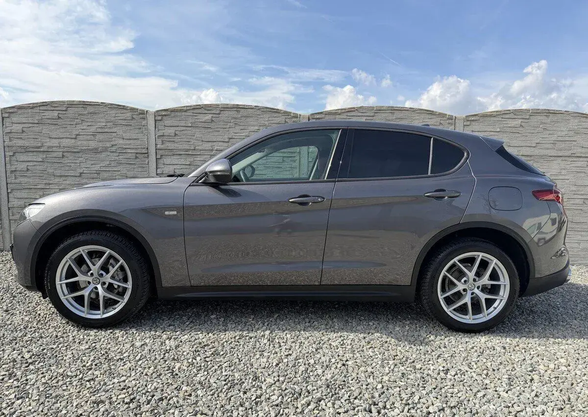 Alfa Romeo Stelvio – 2019, 189 000 km