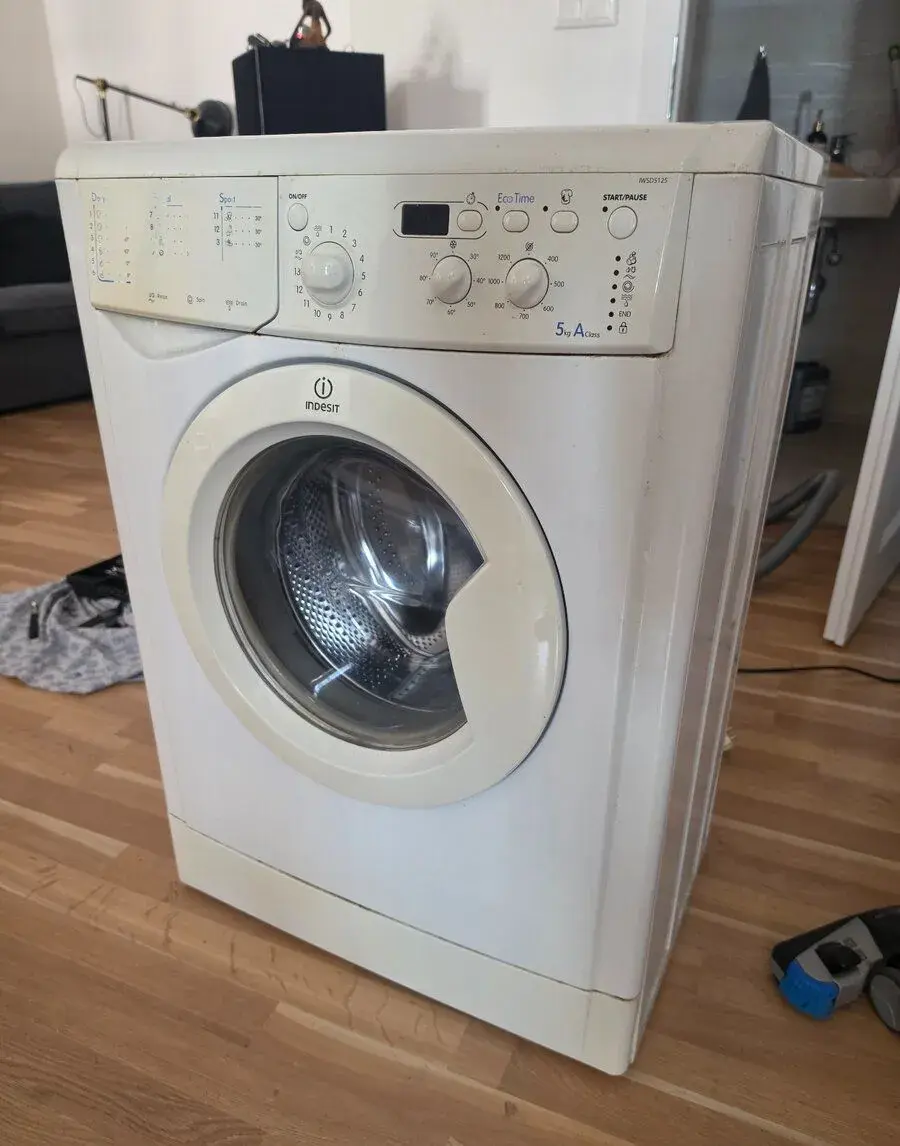 Pračka Indesit IWSD5125