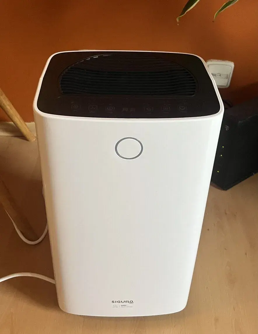 Rezervovano - Odvlhčovač vzduchu Siguro Otter C300W 12l